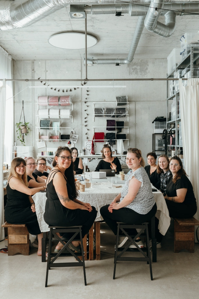 Die Ladies von der Sisterhood halten ein Meeting ab in Kriens Luzern